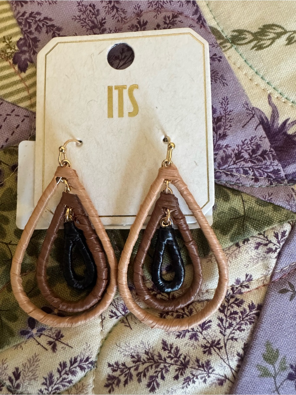 !it jeans Layered Teardrop Earrings in Tan, Brown & Black